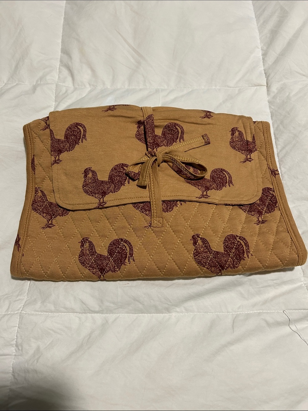 Like new kate quinn rooster changing pad